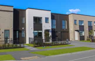 7 Pepene Avenue, Takanini