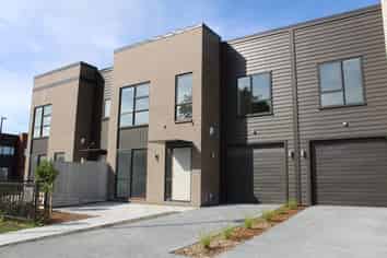 7 Pepene Avenue, Takanini