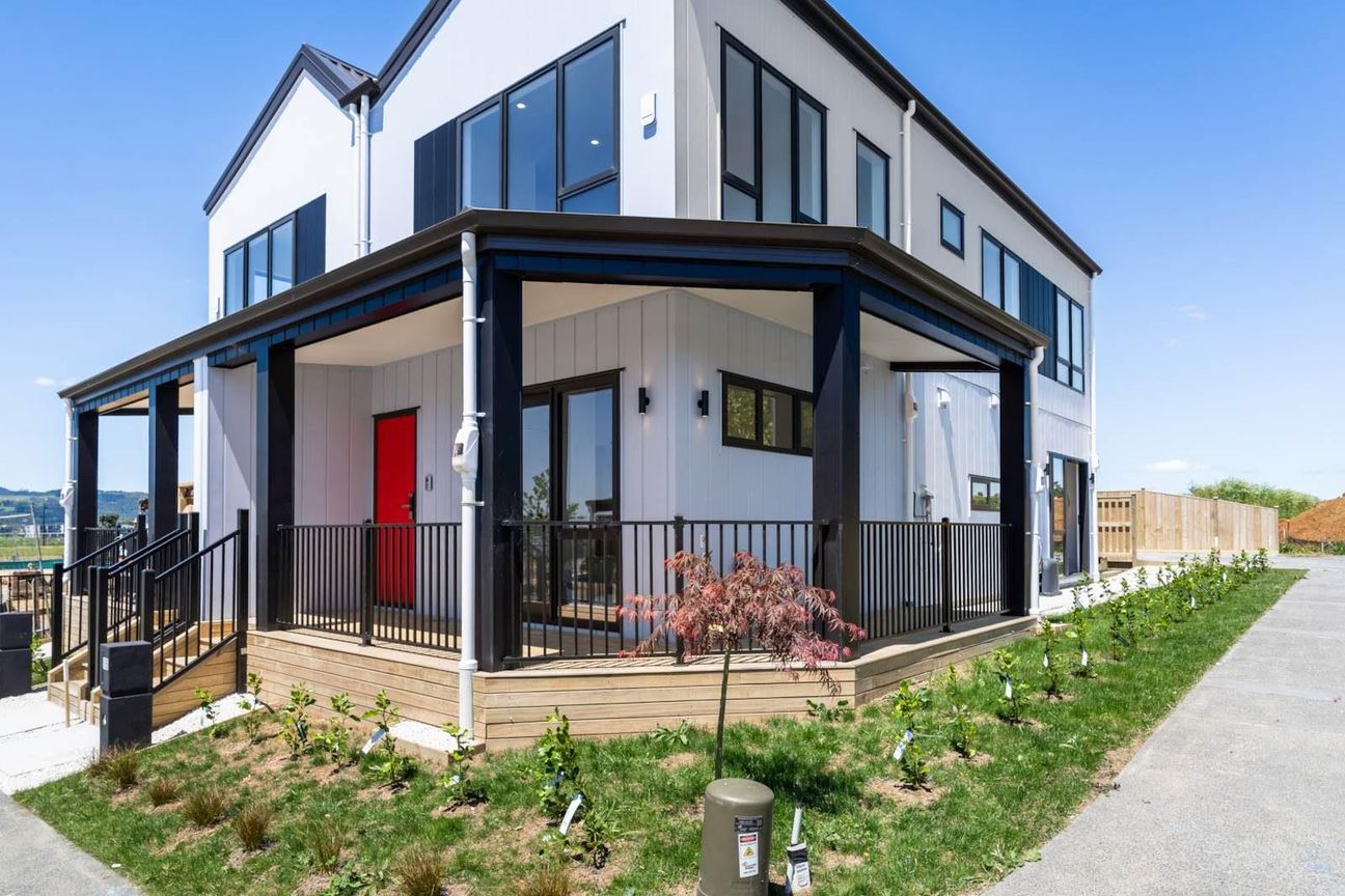 Brand New 4 Bedrooms Corner Home - Widok 2