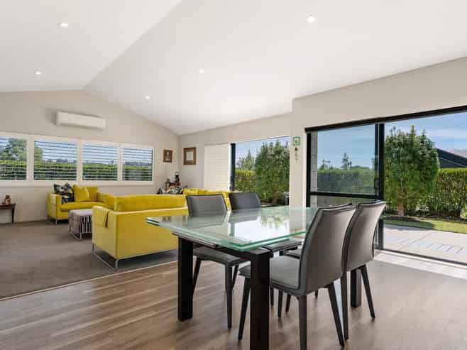 12 Ellesmere Close, Pyes Pa