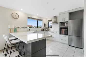 5 Mirbeck Avenue, Cambridge