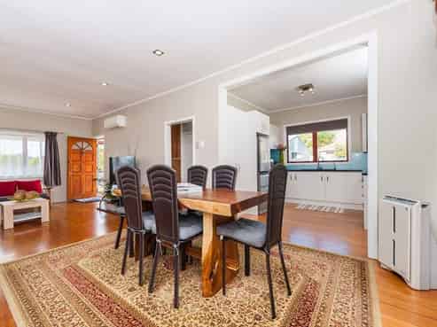 Auckland - Address withheld