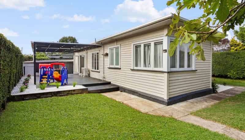 1 Admiral Beatty Avenue, Mount Roskill