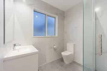 47 Johns Creek Crescent, Silverdale