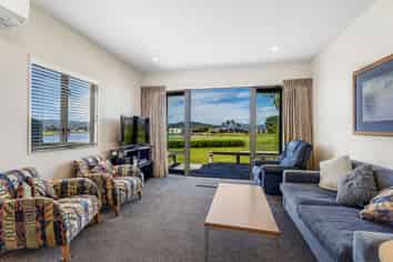 22/101 Harbour Drive, Matarangi