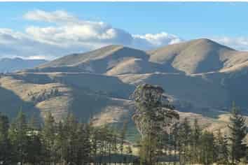 1037 Athol-Five Rivers Highway, Lumsden