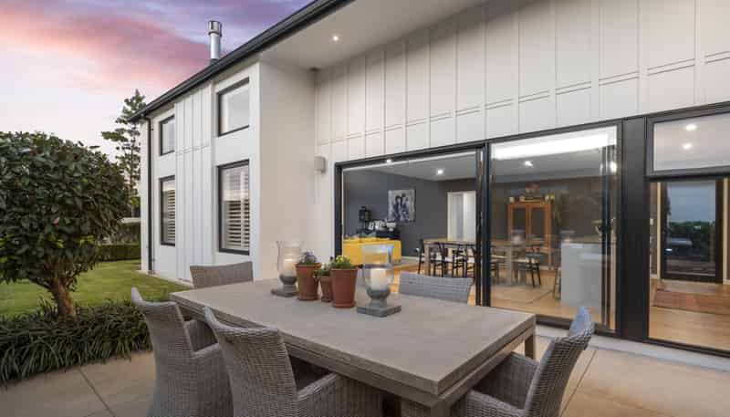 16 St Thomas Avenue, Pyes Pa