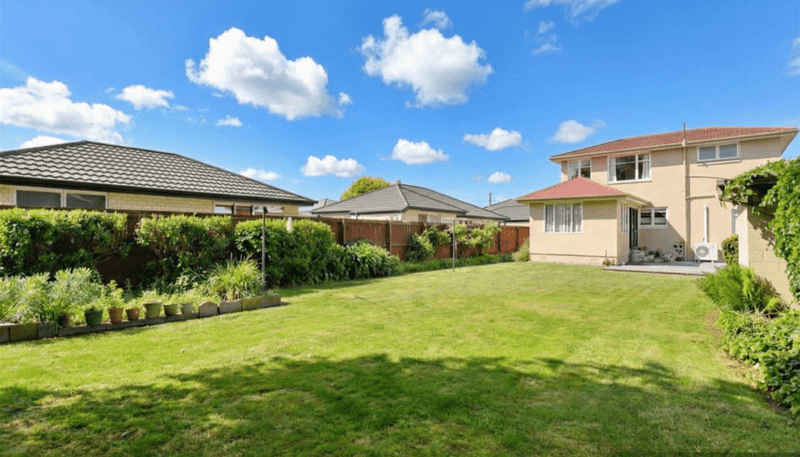 222 Avonhead Road, Avonhead
