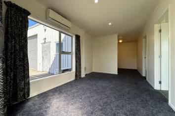 Perfect Little 3-Bay Workshop