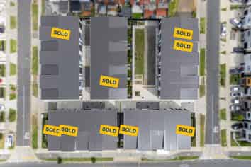 4/10 Scott Road, Hobsonville