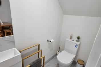 4 Creekside Way, Flat Bush