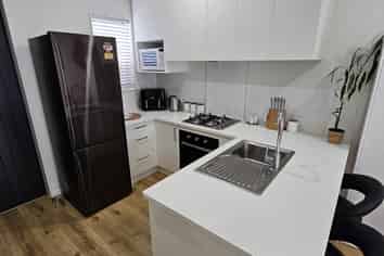 4 Creekside Way, Flat Bush