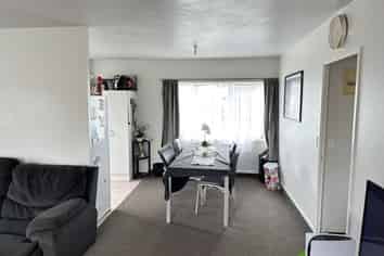 Auckland - Address withheld