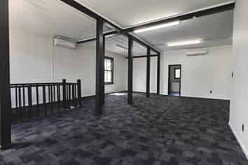 Level 1 Road Front Office on Dominion Rd | 113 m2