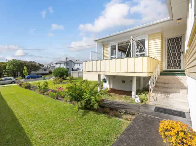 40 Kelwyn Road, Kelston