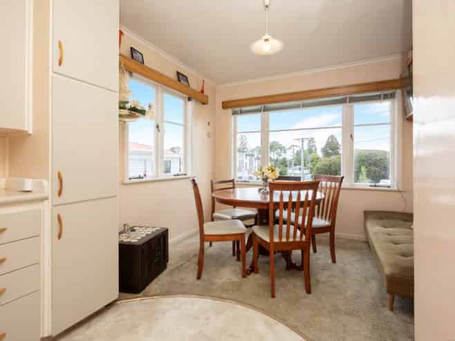 40 Kelwyn Road, Kelston