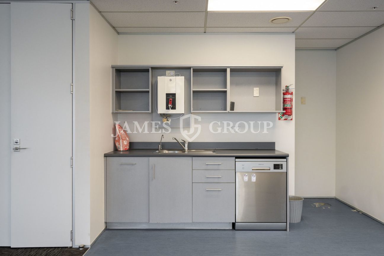 WELL-PRESENTED ELLERSLIE OFFICE SPACE FOR LEASE - Bild 5