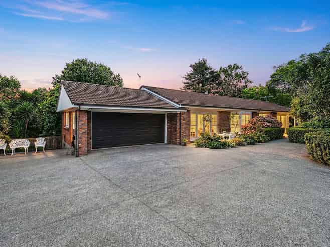 33A Waiatarua Road, Remuera