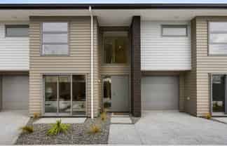 100B Point England Road, Point England