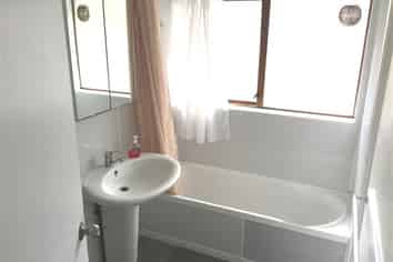 5/27A Vine Street, Mangere