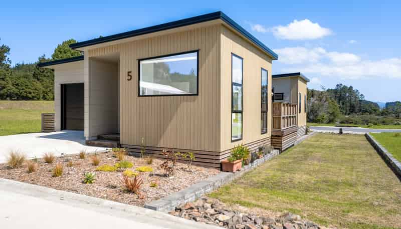 5 Pinnacles Lane, Pauanui