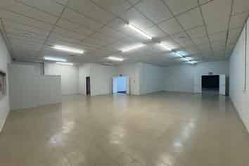 Multiple Uses – Warehouse, Office or Showroom