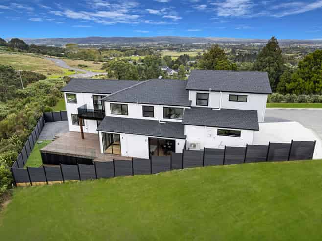 16 Harissa Place, The Gardens