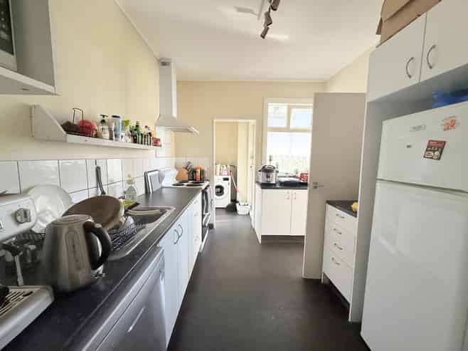 a/2 Henry Street, Kilbirnie