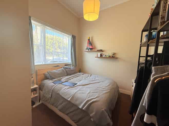 a/2 Henry Street, Kilbirnie
