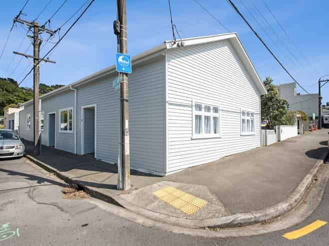 a/2 Henry Street, Kilbirnie
