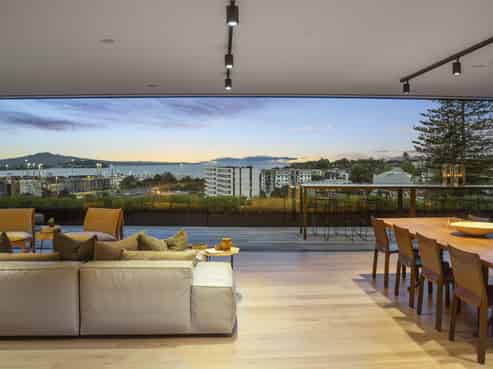 15B/401 Augustus Terrace, Parnell