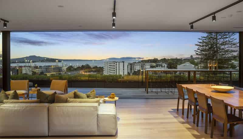 15B/401 Augustus Terrace, Parnell