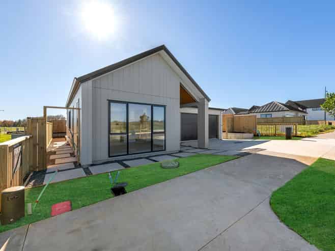 81 Maungakaraka Road, Karaka