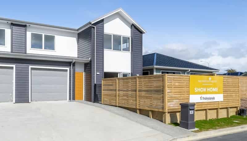 2 Takapo Grove, Kelson