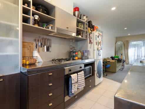 64/21 Hunters Park Drive, Three Kings