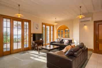 13 Waikana Street, Broad Bay