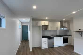 12B Denbigh Place, Awapuni