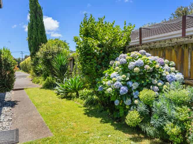 2/35 Grotto Street, Onehunga