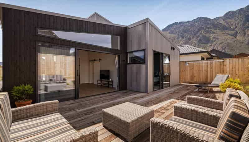 4 Shallow Close, Jacks Point