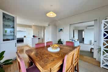 40 Pemberton Crescent, Greerton