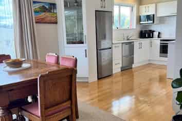 40 Pemberton Crescent, Greerton