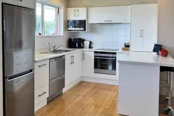 40 Pemberton Crescent, Greerton