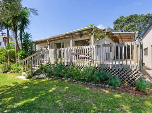 2 Findlay Street, Mangawhai Heads