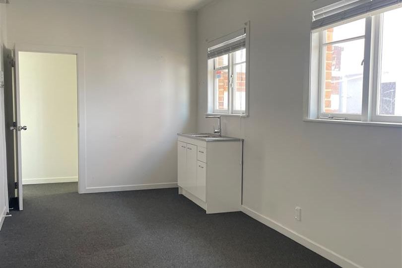 Functional Office or clinic space - Widok 5