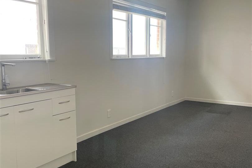 Functional Office or clinic space - Widok 4