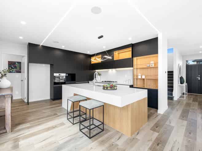 15 Drumaness Road, Flat Bush