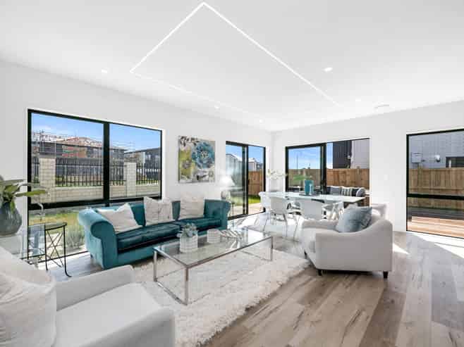 15 Drumaness Road, Flat Bush