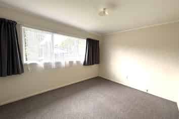 2B Robin Hood Place, Onerahi