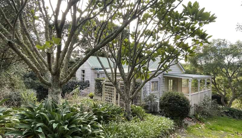 159F Portsmouth Road, Bombay