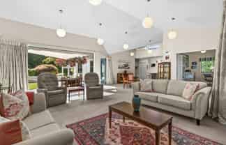 12 Laing Cove, Havelock North